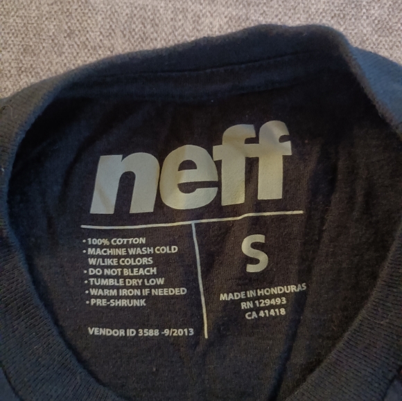 Men's Neff T-shirt - Small - Picture 3 of 3